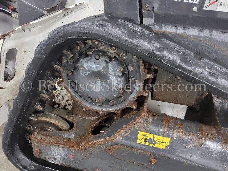 2021-bobcat-t64-image-13