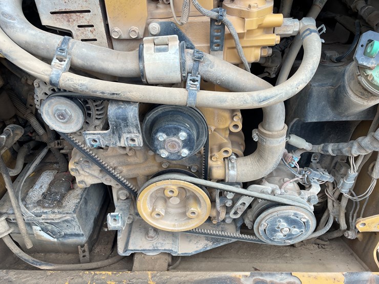 2017-caterpillar-259d-image-28