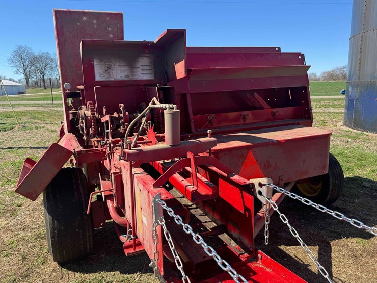 new-holland-bc5070-image-11