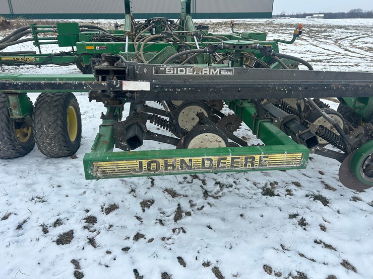 john-deere-1900-image-29