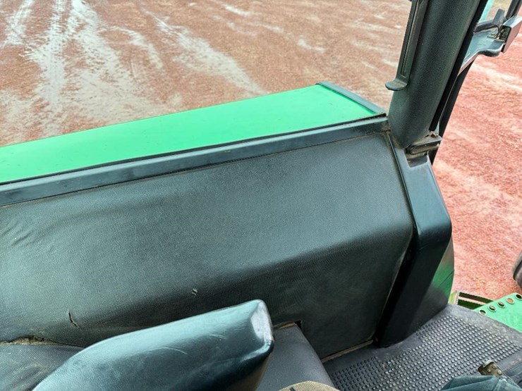 john-deere-4640-image-44