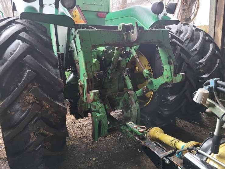 john-deere-8640-image-40
