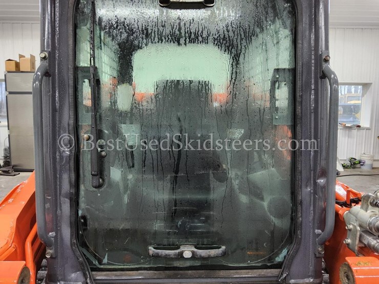 2023-kubota-svl97-2-image-21