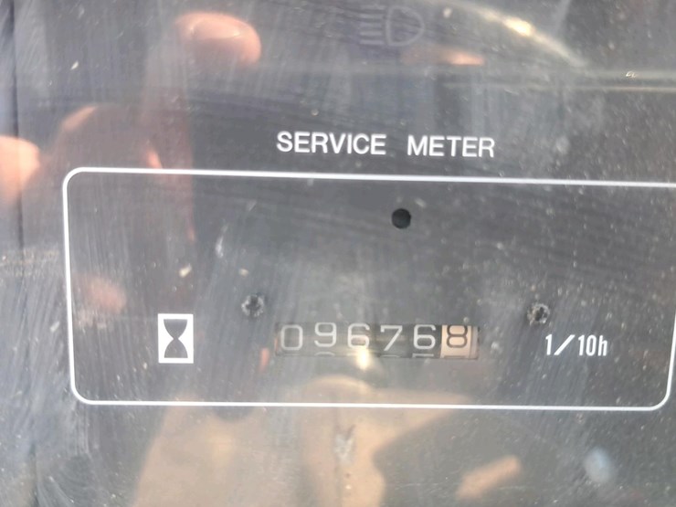 2001-deere-244h-image-17