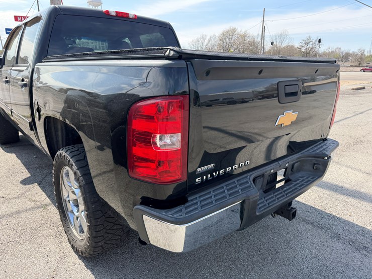 2012-chevrolet-silverado-1500-image-18