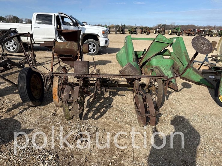 john-deere-2-image-2