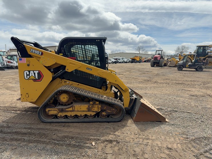 2021-caterpillar-289d3-image-6