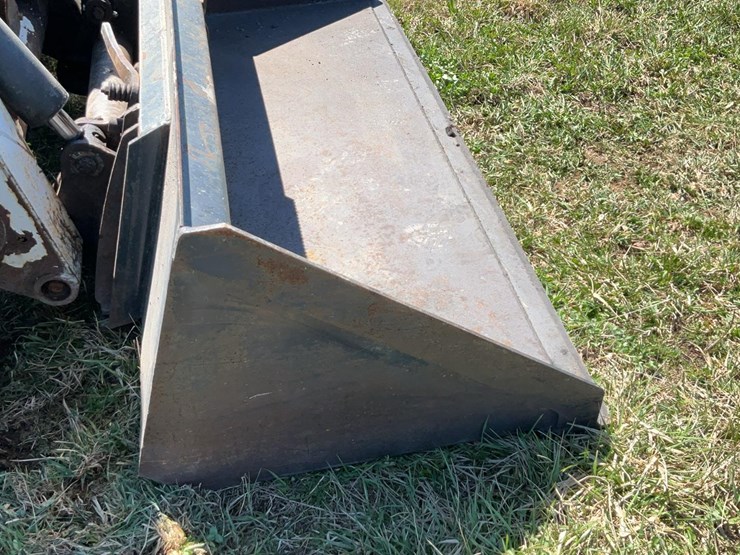 2013-bobcat-s630-image-40