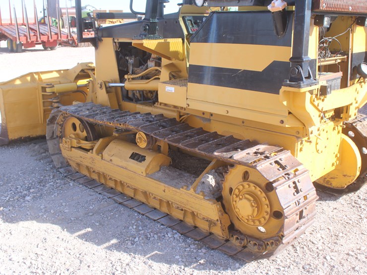 1990-komatsu-d37e-image-38