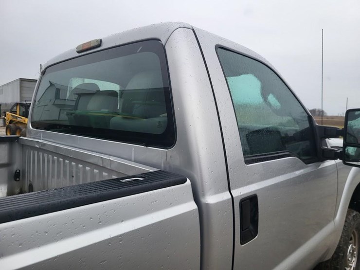 2015-ford-f250-xl-image-30