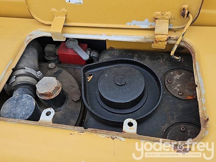 2014-takeuchi-tb235-image-19