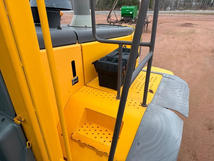 volvo-l120e-image-50