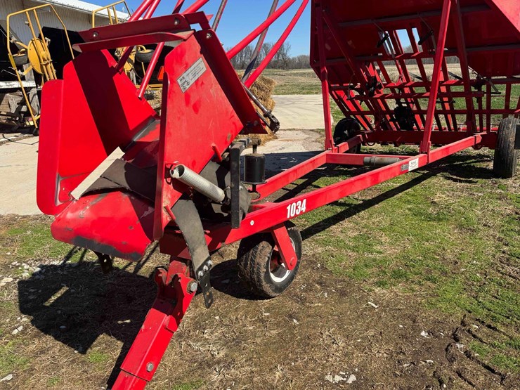 kuhns-1034-hay-accumulator---field-ready-image-9