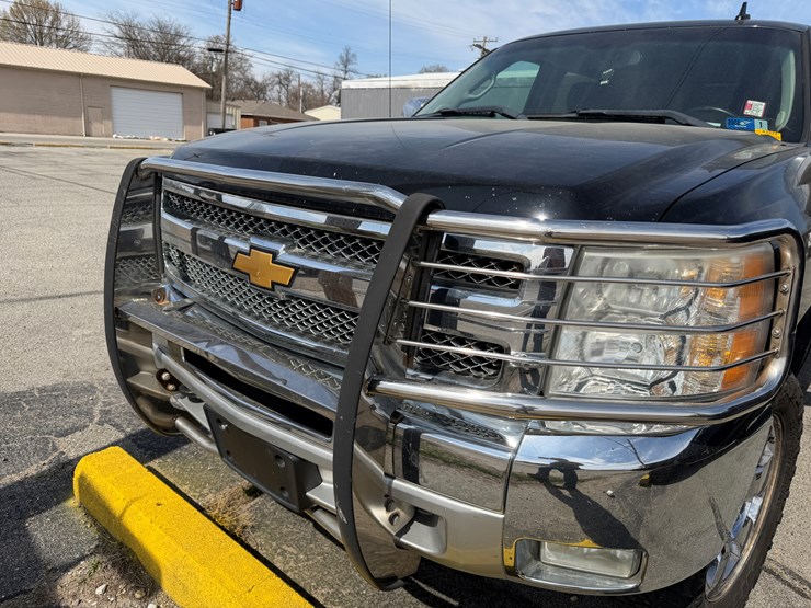 2012-chevrolet-silverado-1500-image-26