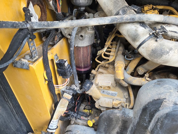 massey-ferguson-8-image-30