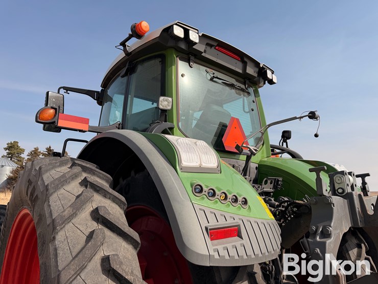 2024-fendt-933-vario-image-15