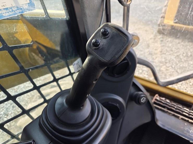 massey-ferguson-8-image-39