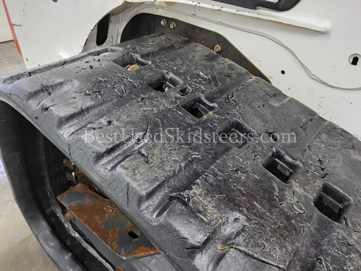 2023-bobcat-t770-image-12