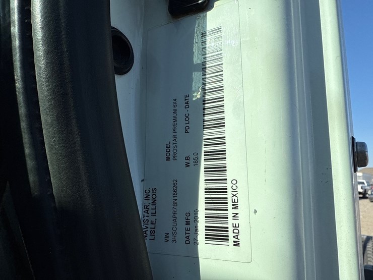 2011-international-prostar-image-42