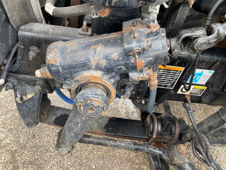 2016-peterbilt-325-image-50