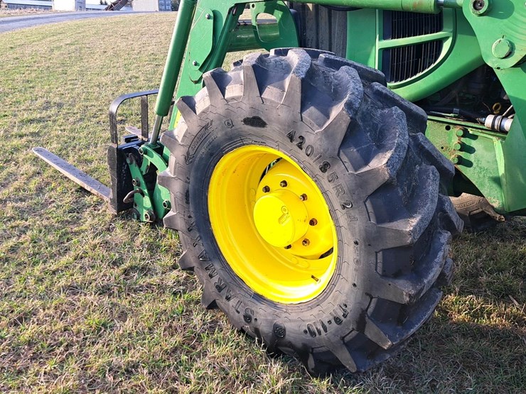 2010-john-deere-6230-image-36