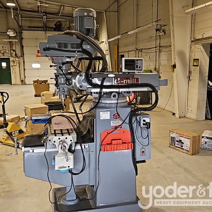 Acer vertical Knee Mill Varible Speed Motor