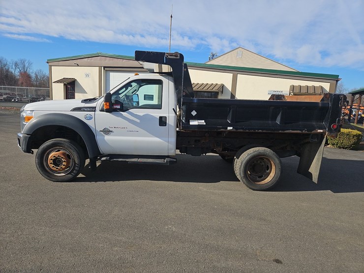 2014-ford-f550-xl-image-2