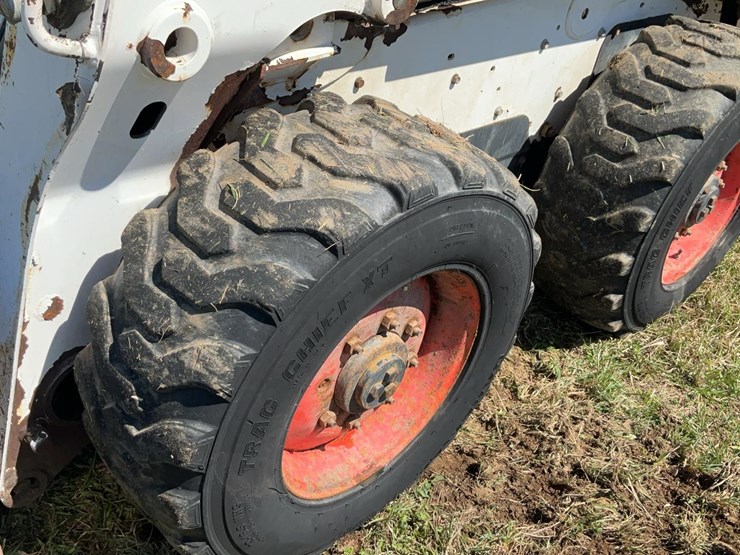 2013-bobcat-s630-image-23