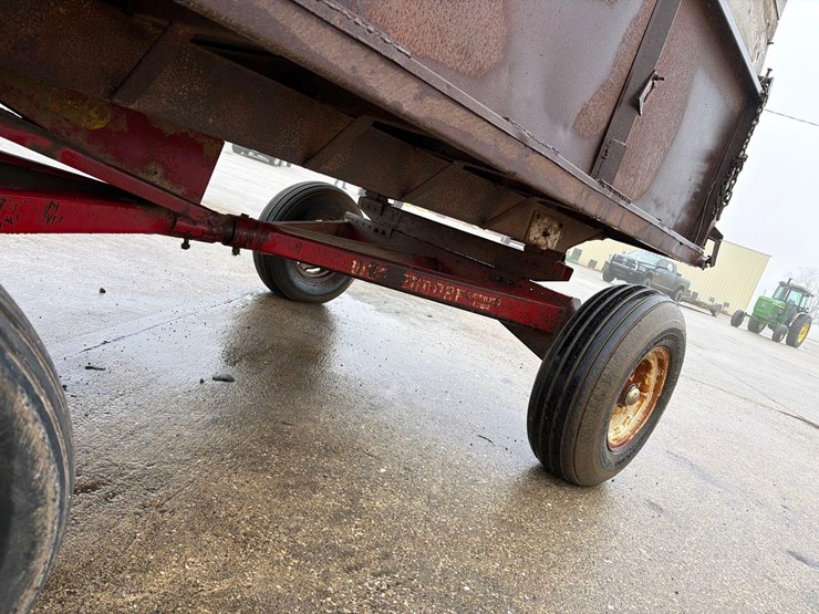 6ft-x10ft-metal-barge-wagon-box-image-8