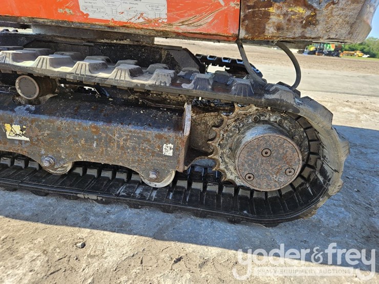 2019-kubota-kx033-4-image-26