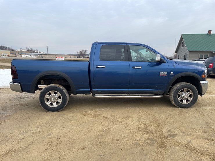 2011-dodge-ram-2500-image-4