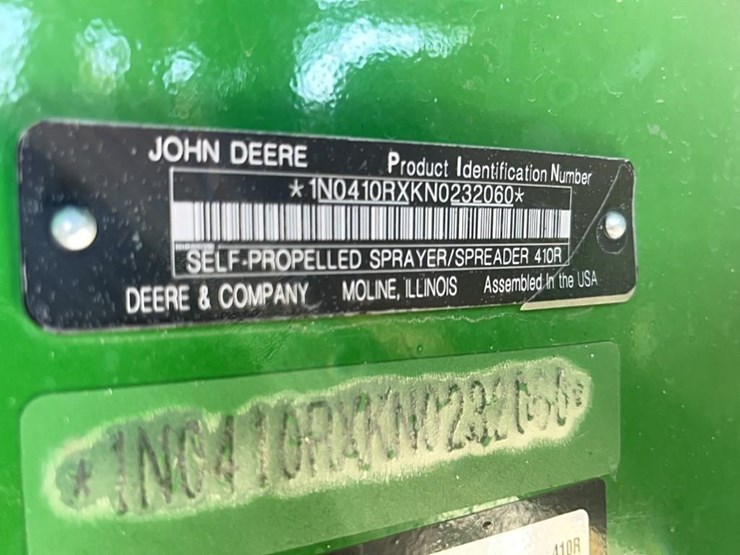 2023-john-deere-410r-image-6