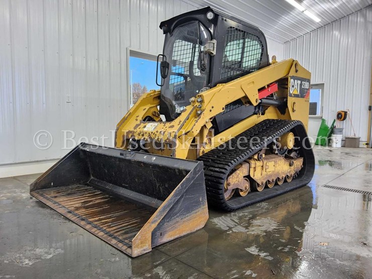2015-caterpillar-279d-image-1