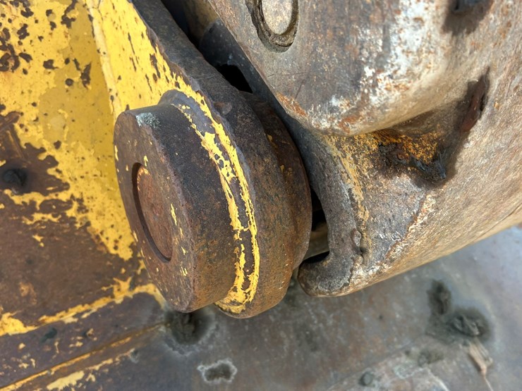 2004-caterpillar-321c-image-24