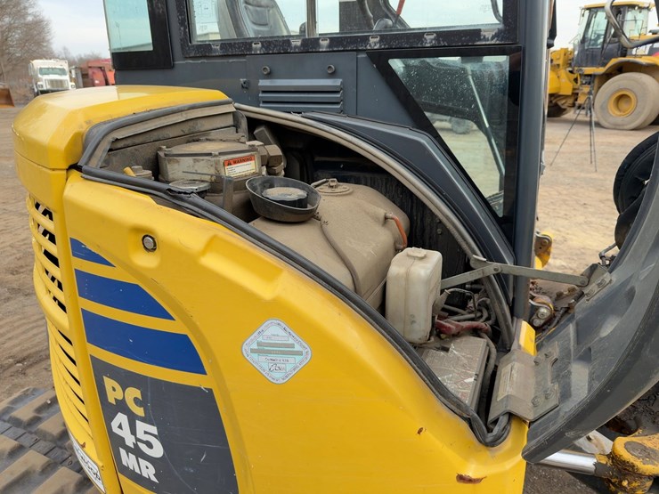 2014-komatsu-pc45mr-3-image-27