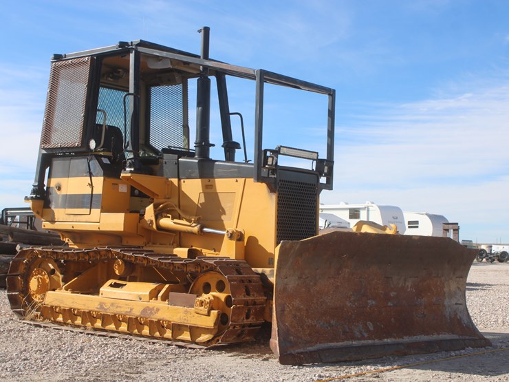 1990-komatsu-d37e-image-2