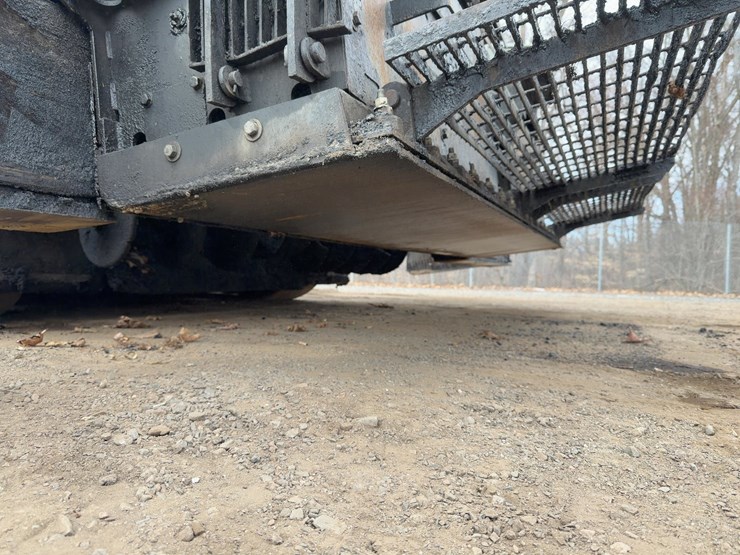 2013-caterpillar-ap-1055e-image-31