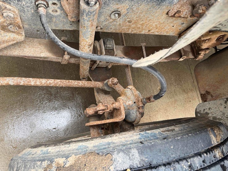 1989-ford-l-image-16