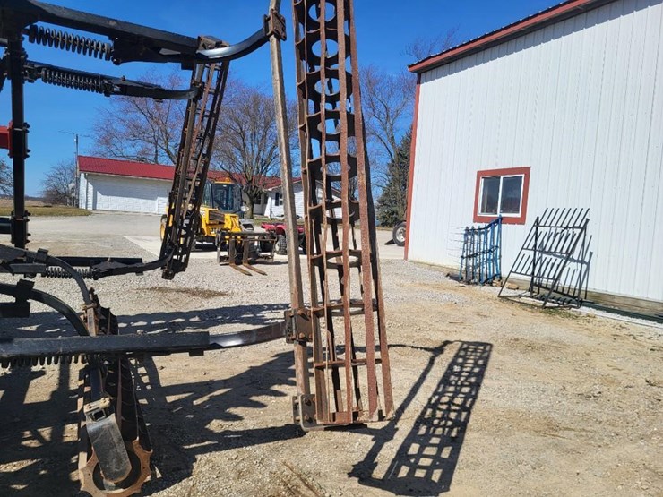 case-ih-true-tandem-330-turbo-image-36