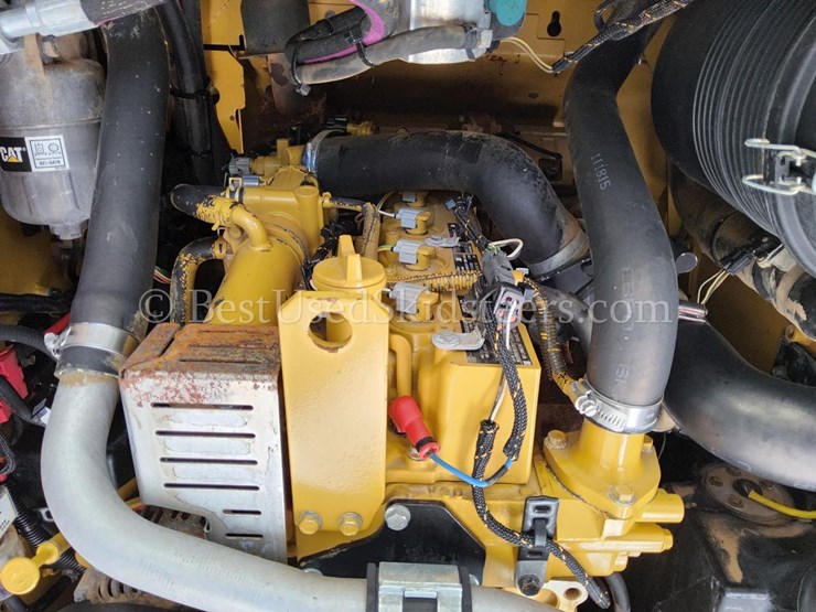 2016-caterpillar-259d-image-13