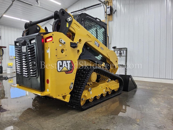 2024-caterpillar-255-image-10