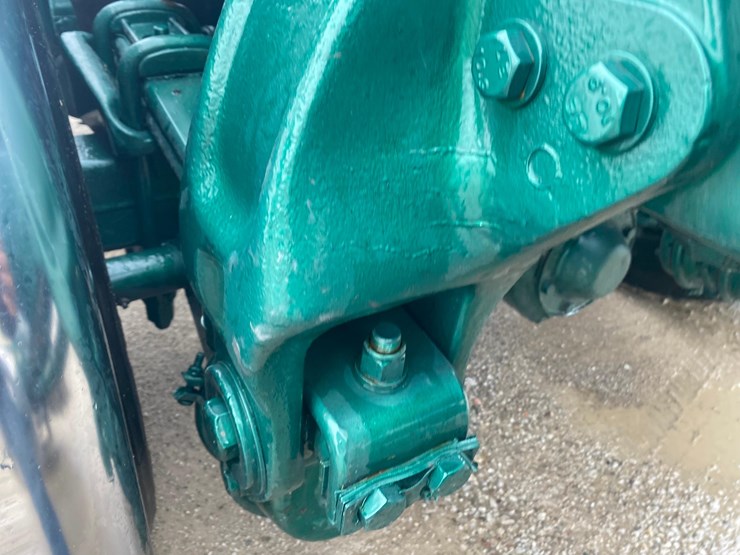 2002-peterbilt-379-image-37