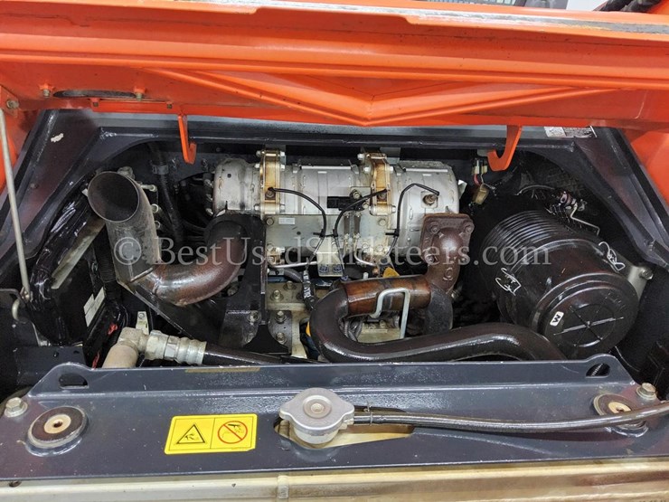 2017-kubota-svl75-2-image-12