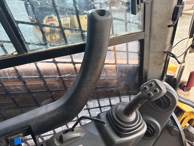 caterpillar-259d-image-44