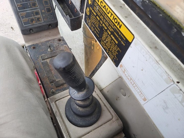 hyundai-robex-130-lc-image-56