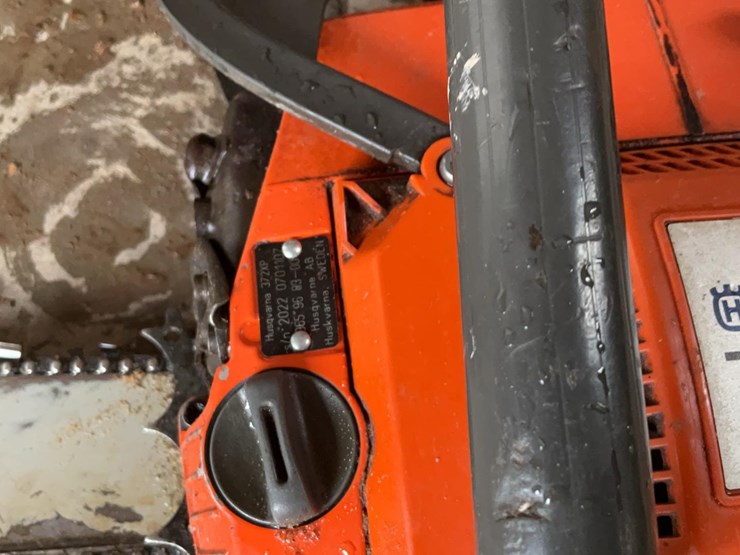 #101-•-husqvarna-372xp-chainsaw-image-11