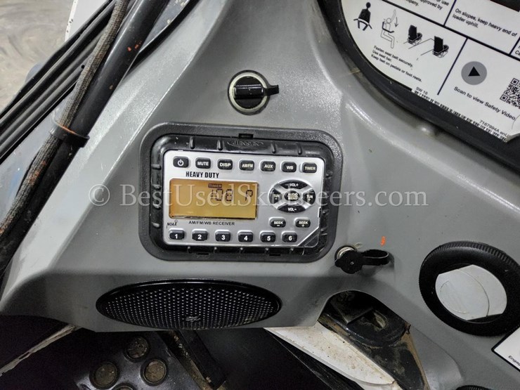 2022-bobcat-t870-image-27