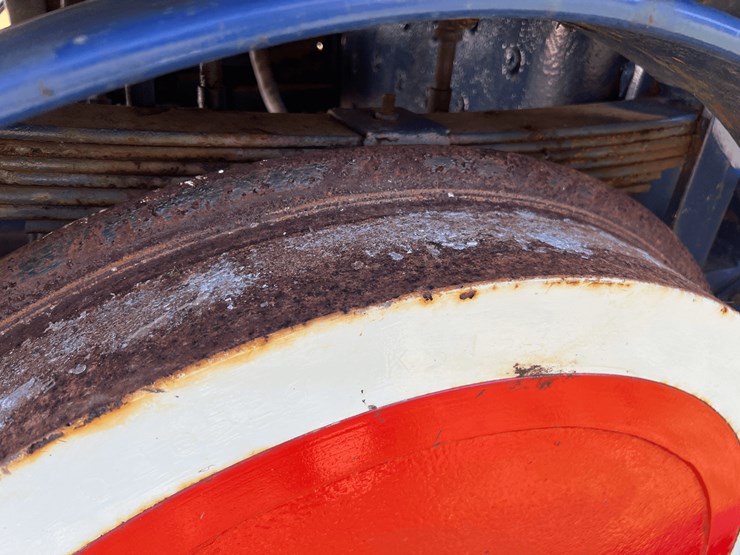 frick-steam-locomotive-with-track-image-172