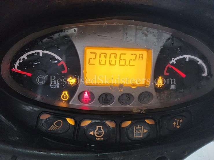 2018-bobcat-s650-image-32