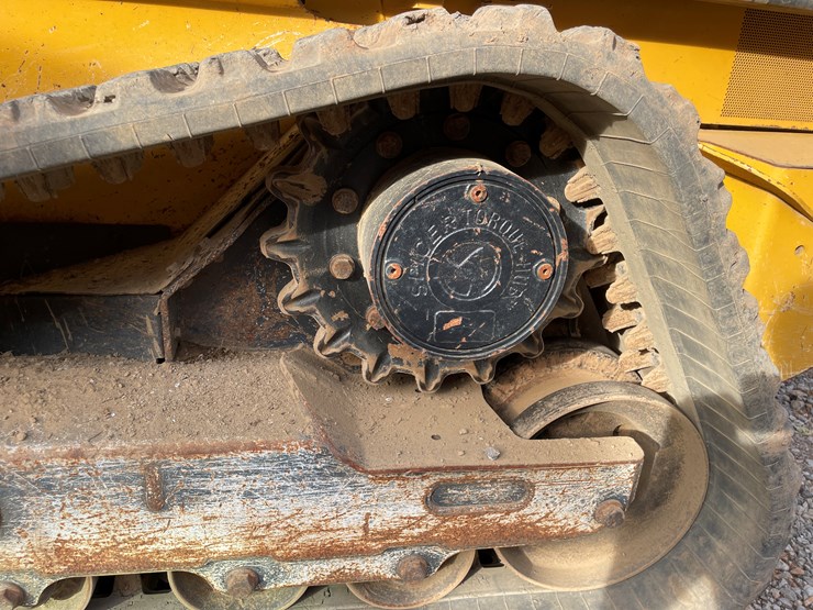 2019-deere-333g-image-50